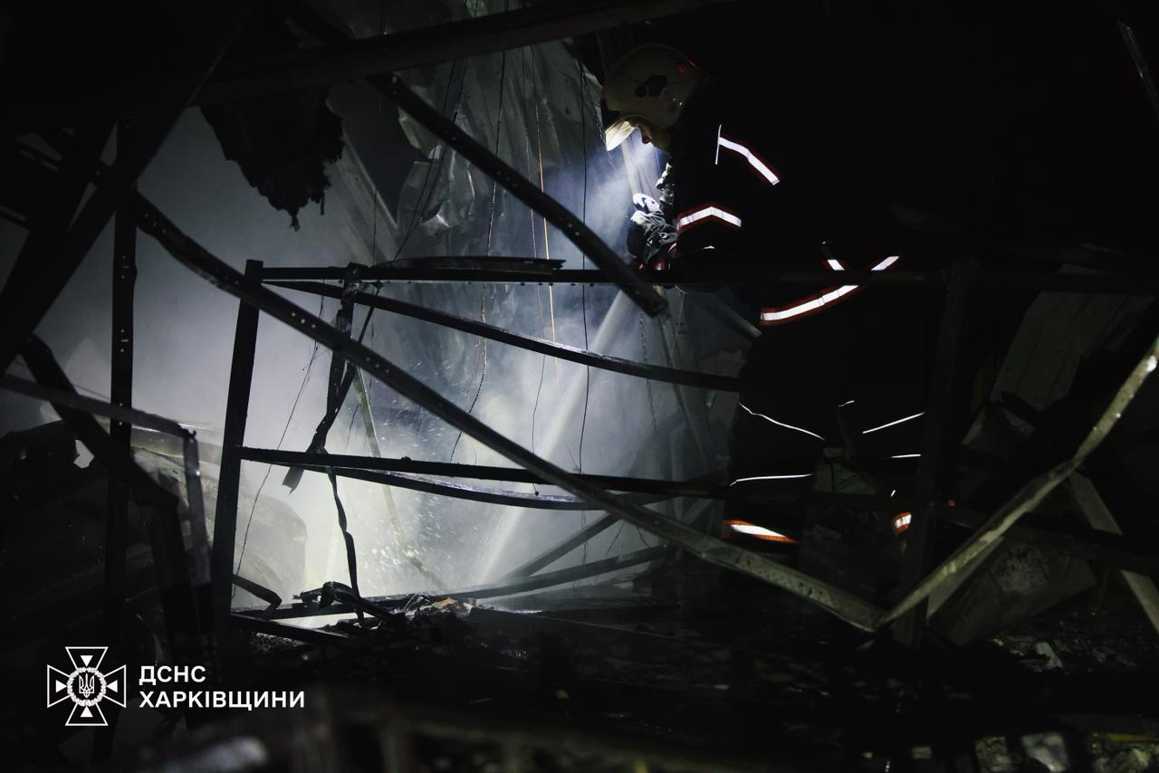 Пожежі від масованої атаки БПЛА на Харківщині
