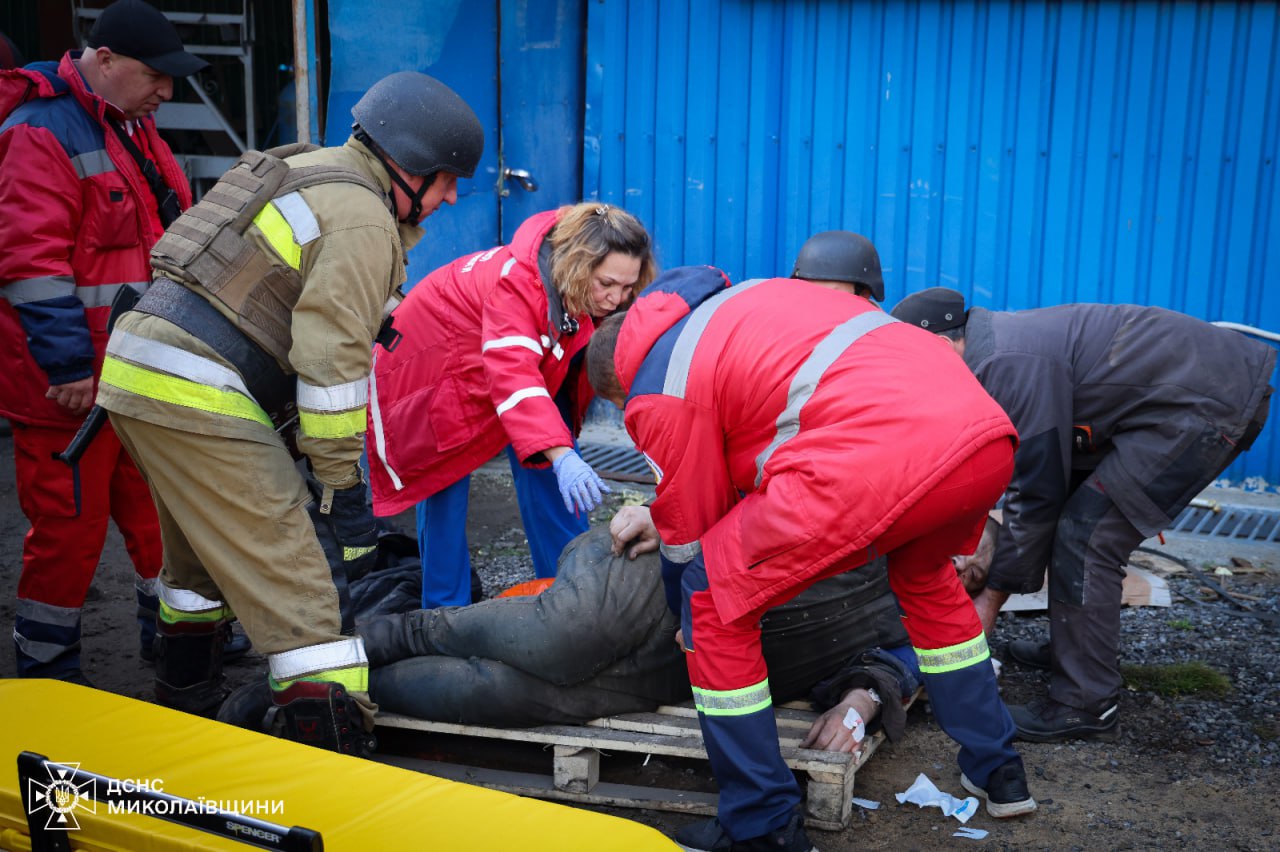 Поранено шістьох через атаку у Миколаєві
