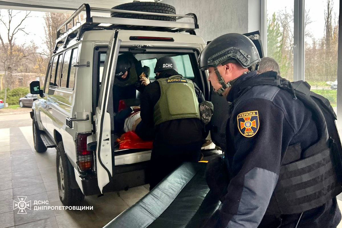 Наслідки обстрілу в Нікополі