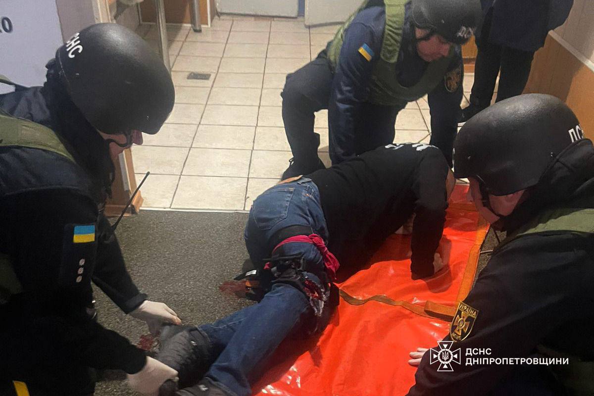 Дніпропетровщина: поранені та пошкодження після атак