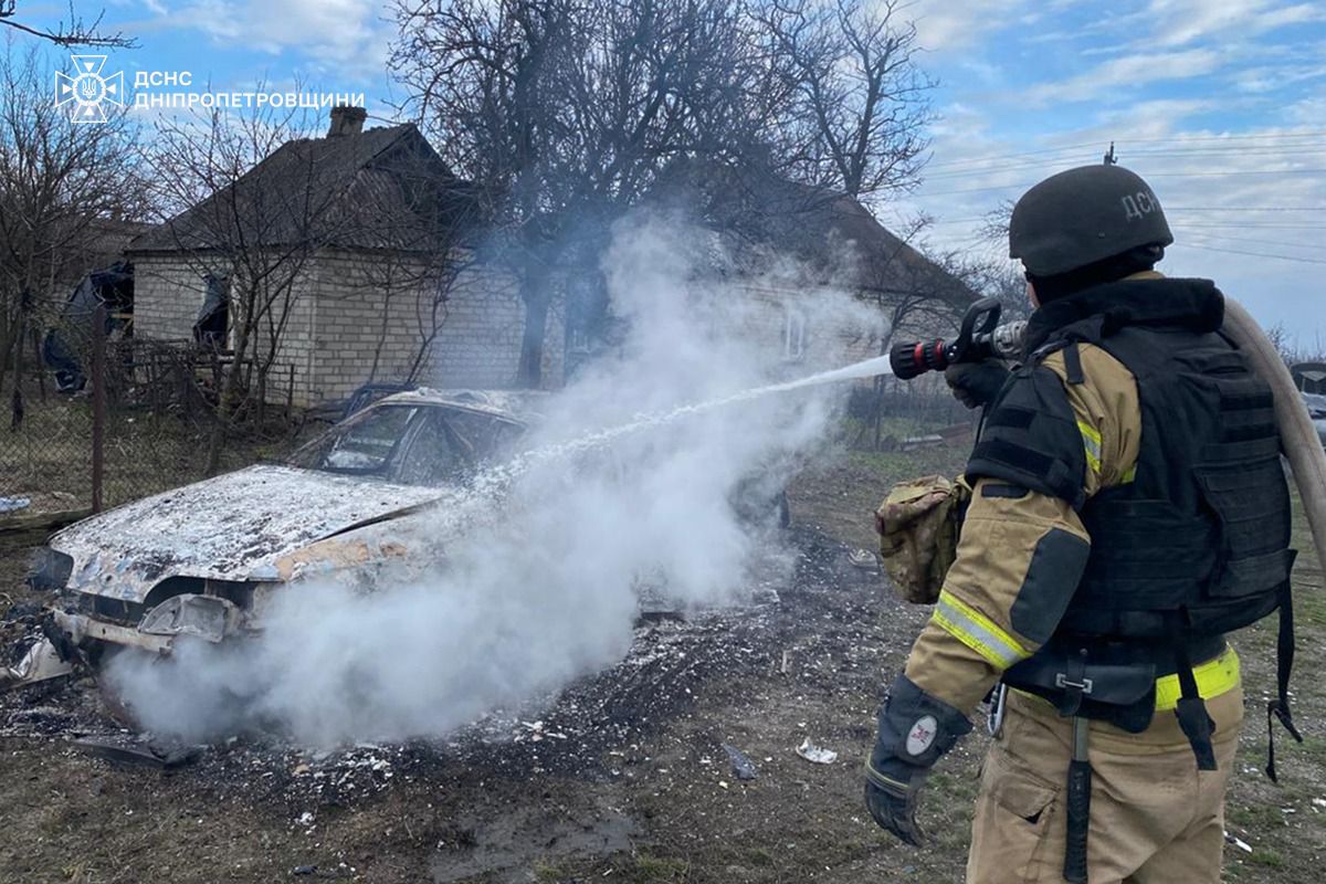 Троє поранених на Дніпропетровщині внаслідок атак