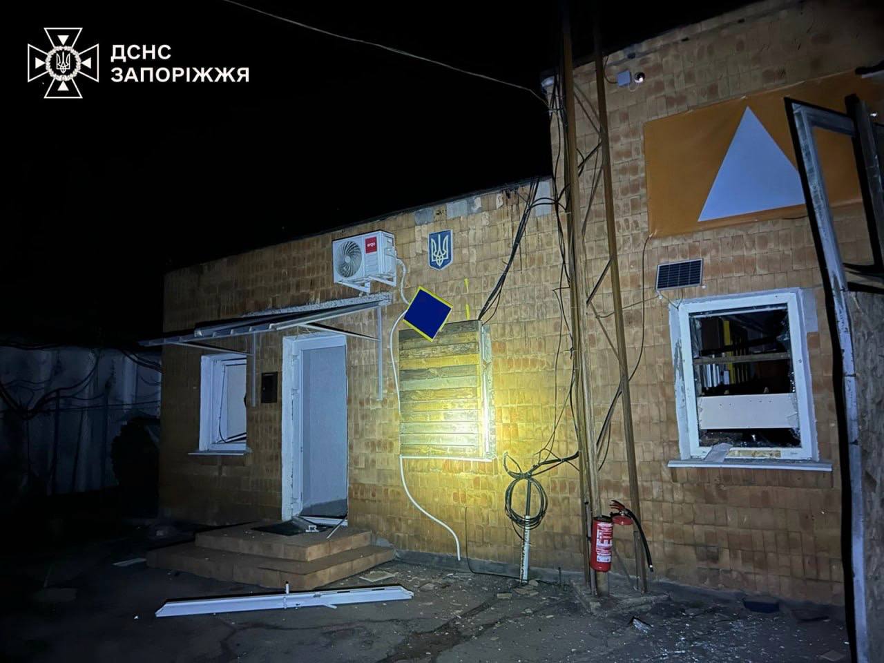 Обстріл Запоріжжя: пошкоджено ДСНС уночі 27 березня