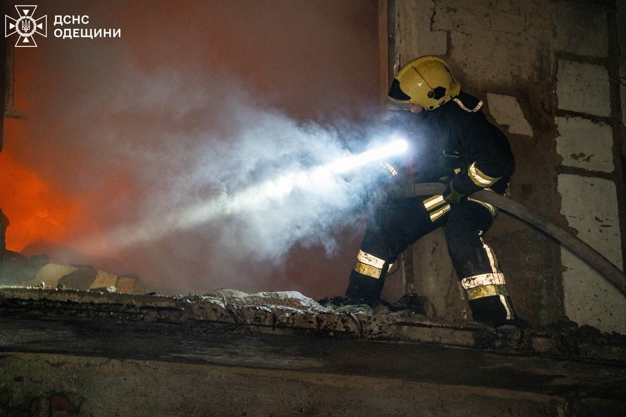 2 людини постраждали через удар РФ по Хаджибейському району