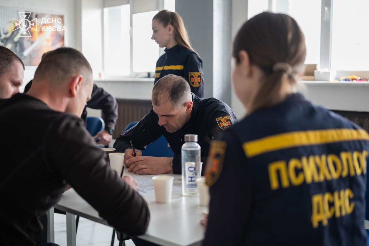 Заняття з ментального здоров’я для рятувальників