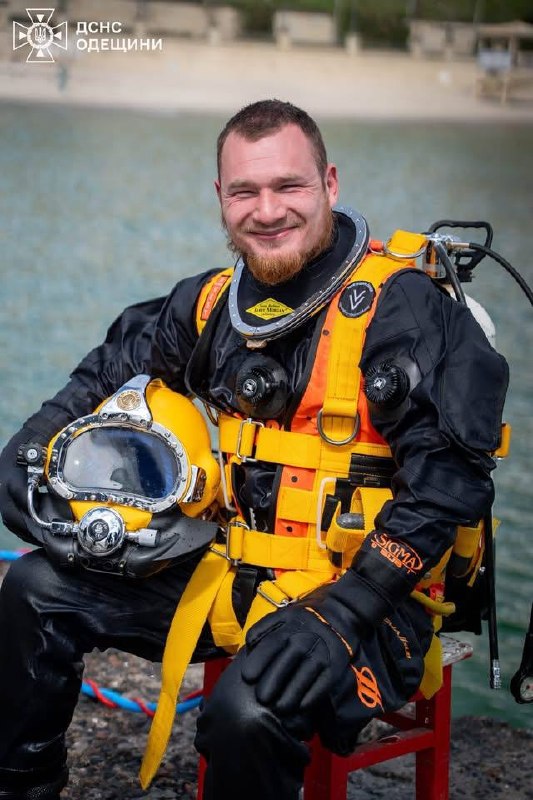ДСНС відпрацьовували занурення в морі