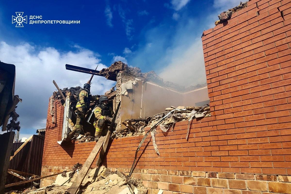 Обстріли на Дніпропетровщині: поранена 66-річна жінка