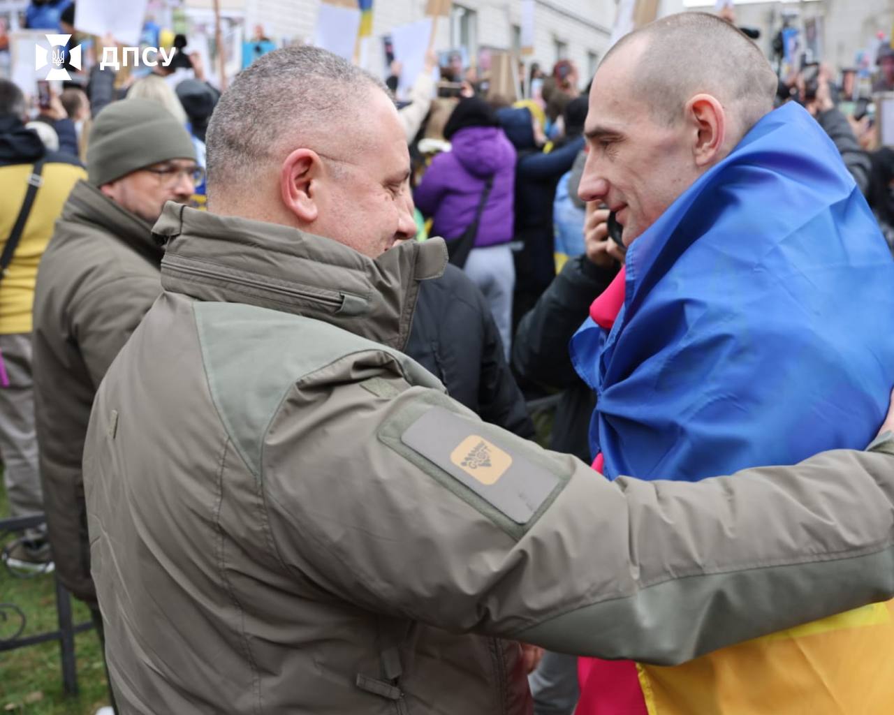 В.о. Голови ДПСУ зустрів звільнених з полону