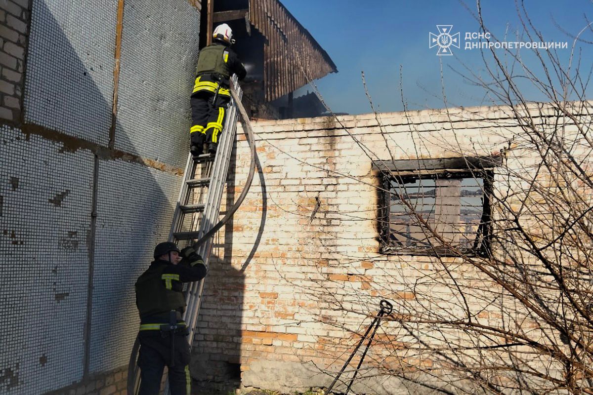 Росія атакувала два райони Дніпропетровщини