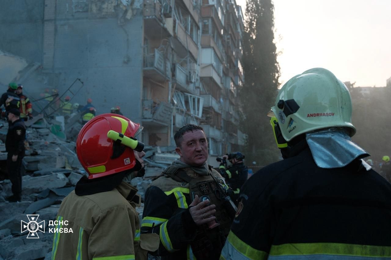 Друга доба без зупинки. 24 загинули в Дарницькому районі