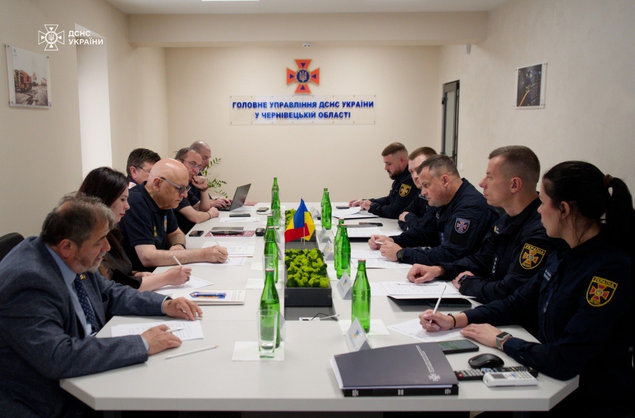 У Чернівцях зустрілися ДСНС України та МВС Румунії