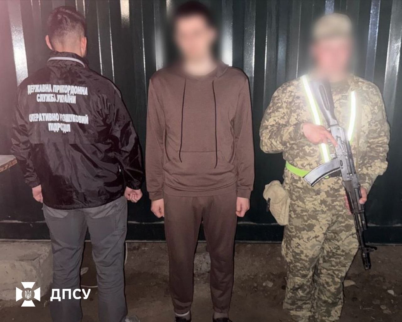 За $8 000: авто, маршрут і супровід до Молдови