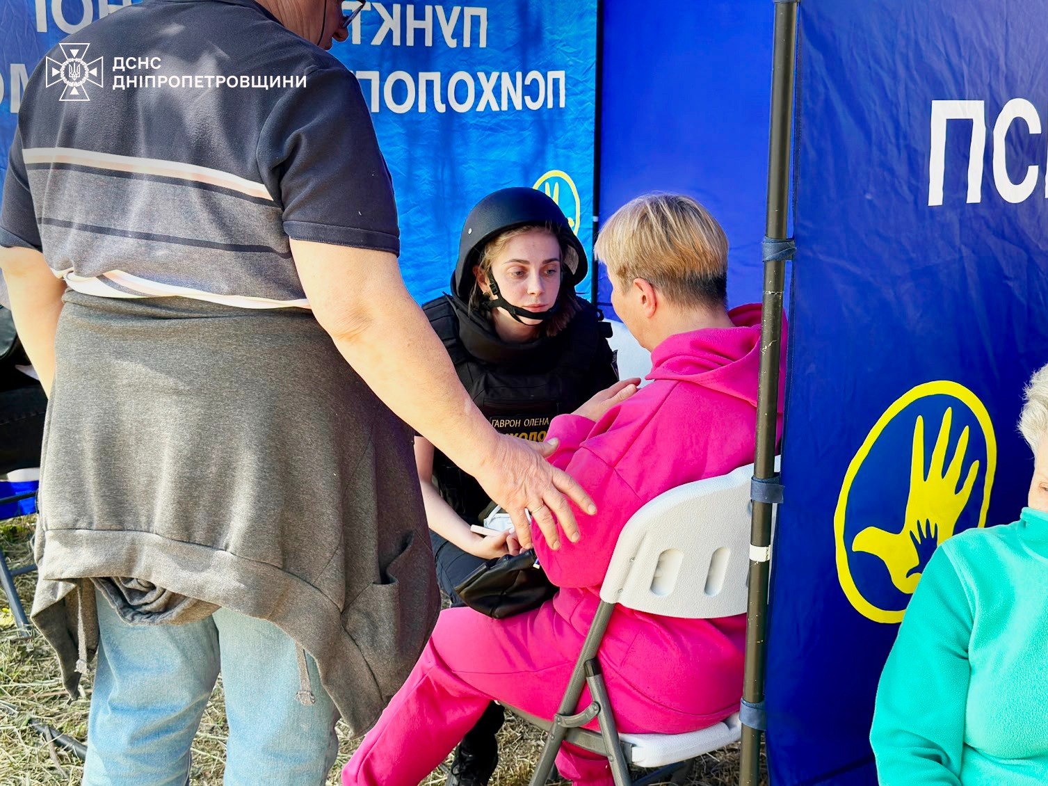 У Дніпрі рятувальники деблокували тіло з-під завалів
