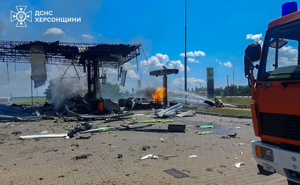 Херсонщина: удар БпЛА по АЗС, одна загинула