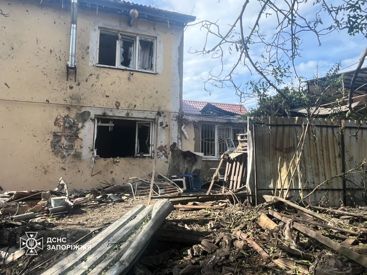 Попередньо: двоє загинули, 15 травмовані в Запоріжжі