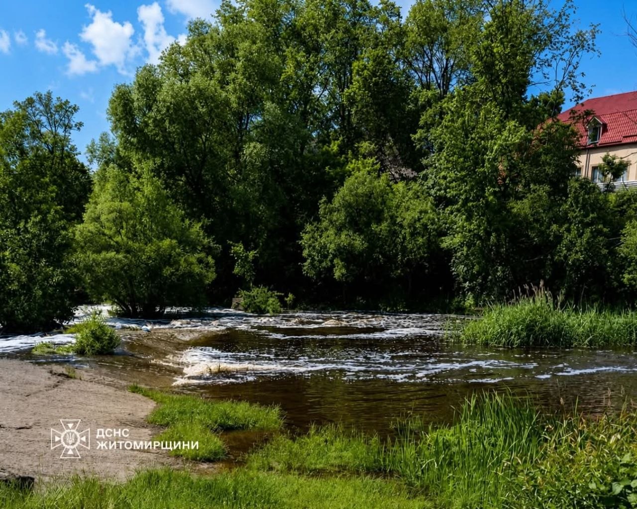 Тіло чоловіка дістали з річки Уж у Коростені