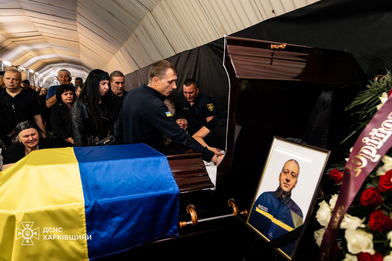 У Харкові попрощалися з загиблими рятувальниками