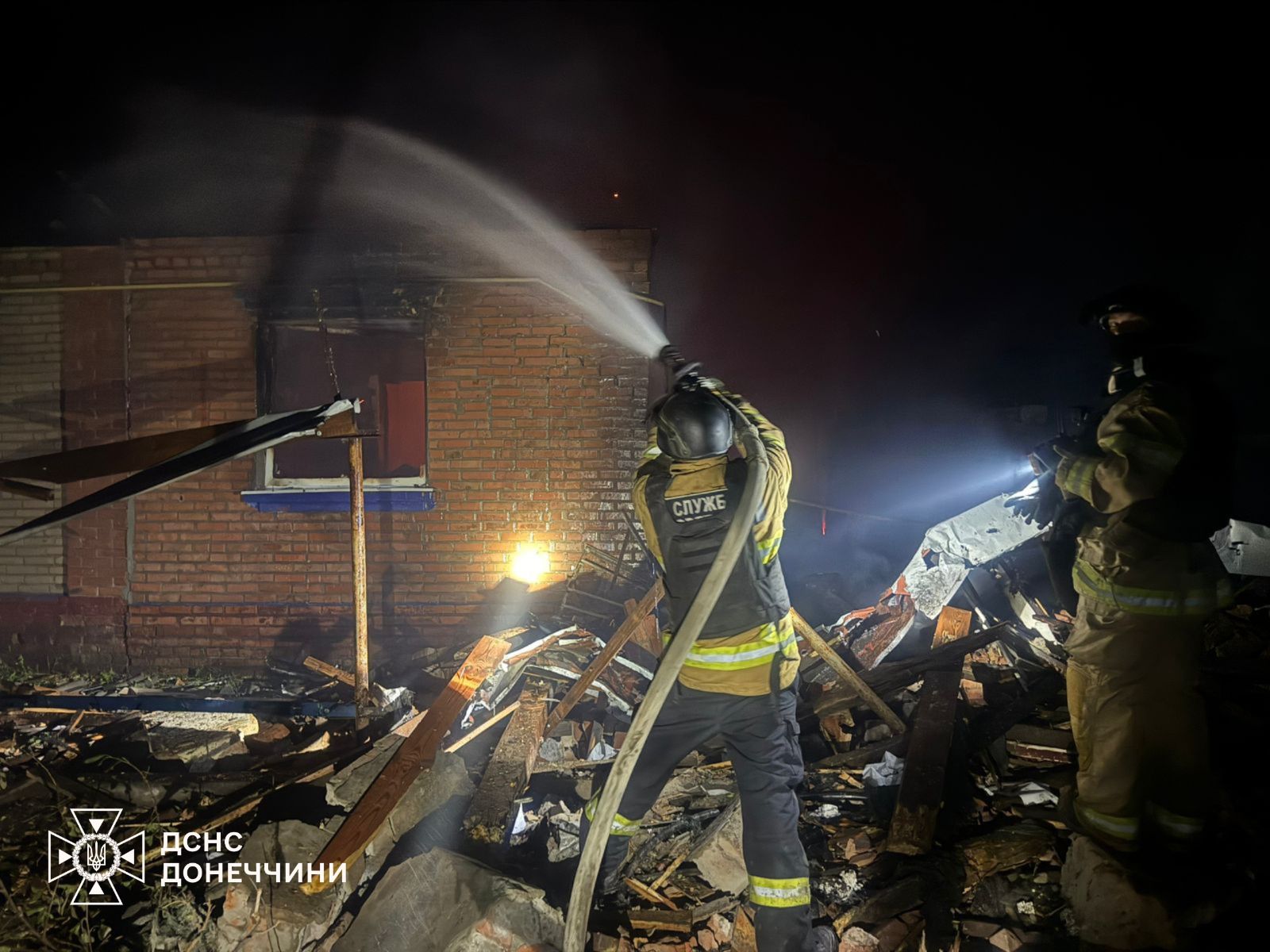 Російські війська обстріляли Донеччину за добу