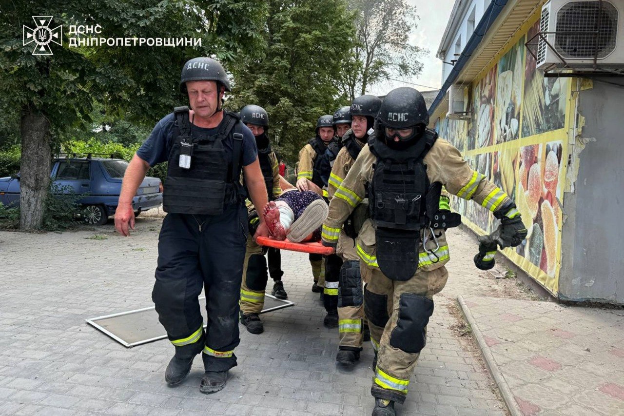 Дніпропетровщина: ворожі обстріли - 9 поранених
