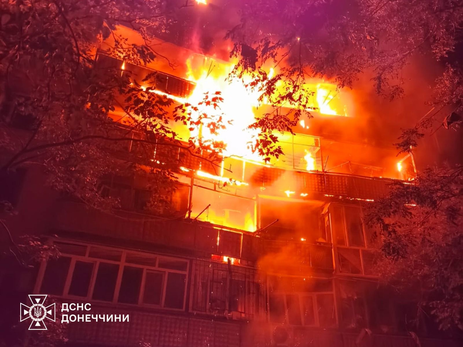 Донеччина: рятували 2 жінки після атаки