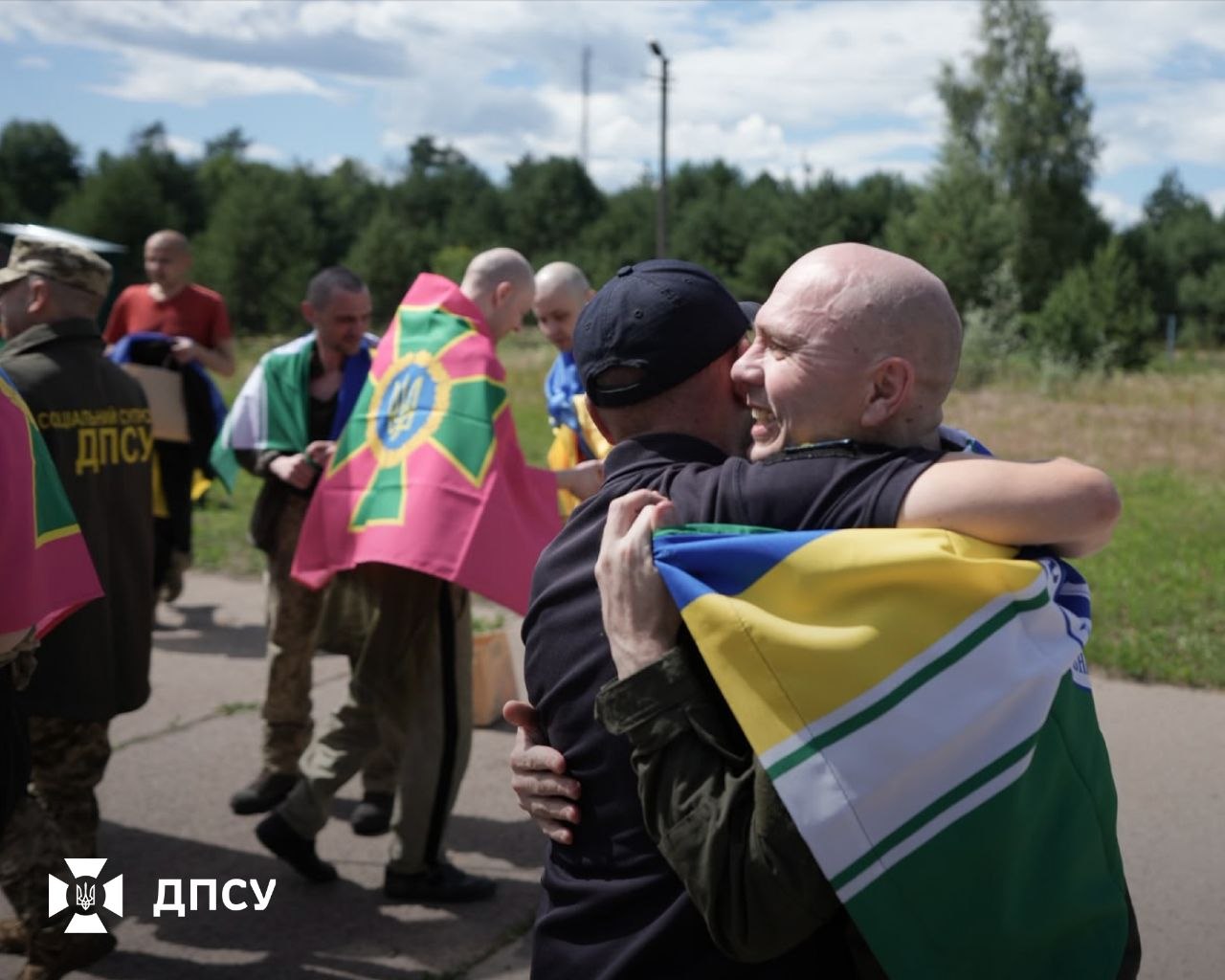 Повернення з полону: 160 українських захисників