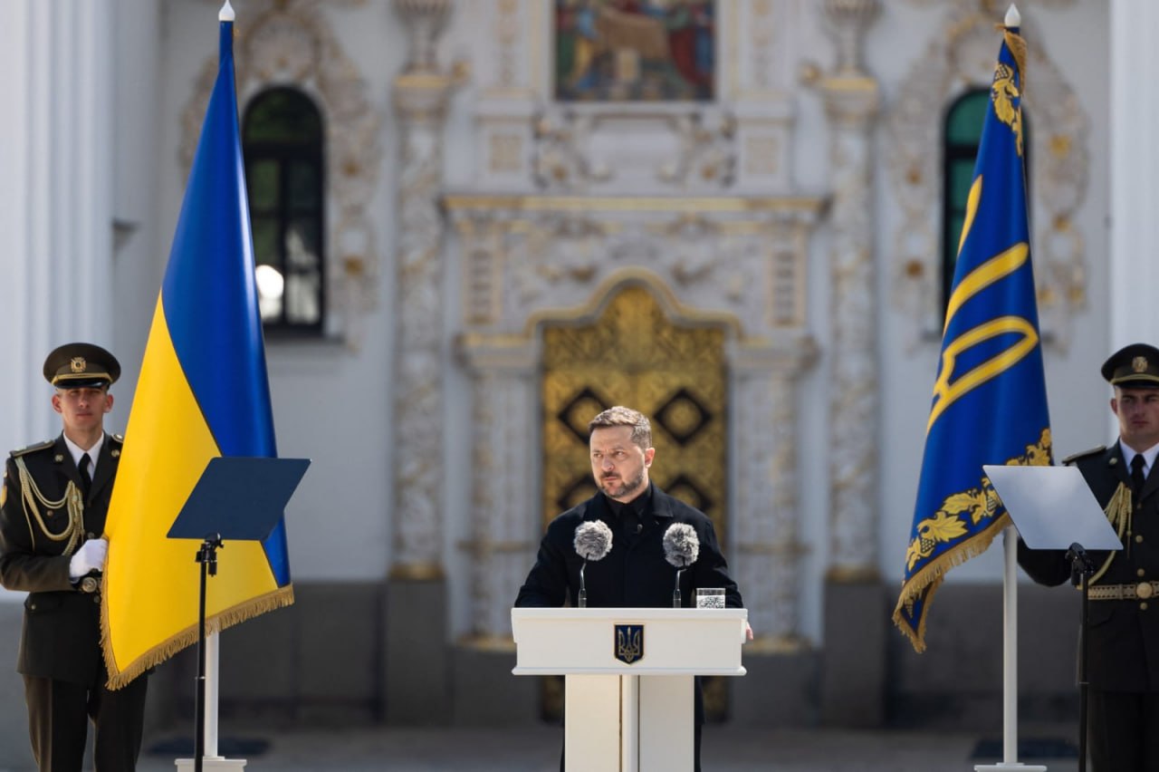 Президент Володимир Зеленський відзначив рятувальників
