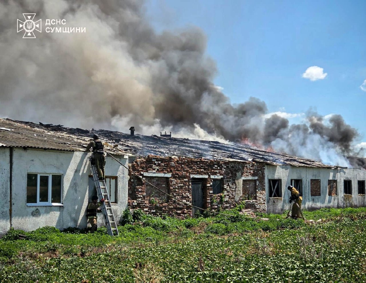 Російські війська б'ють по Сумщині