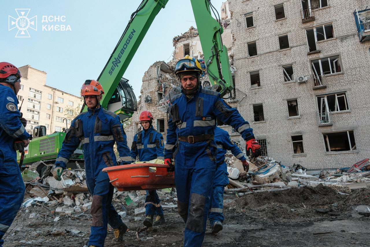 Київ: під завалів деблокували тіло, жертв 22