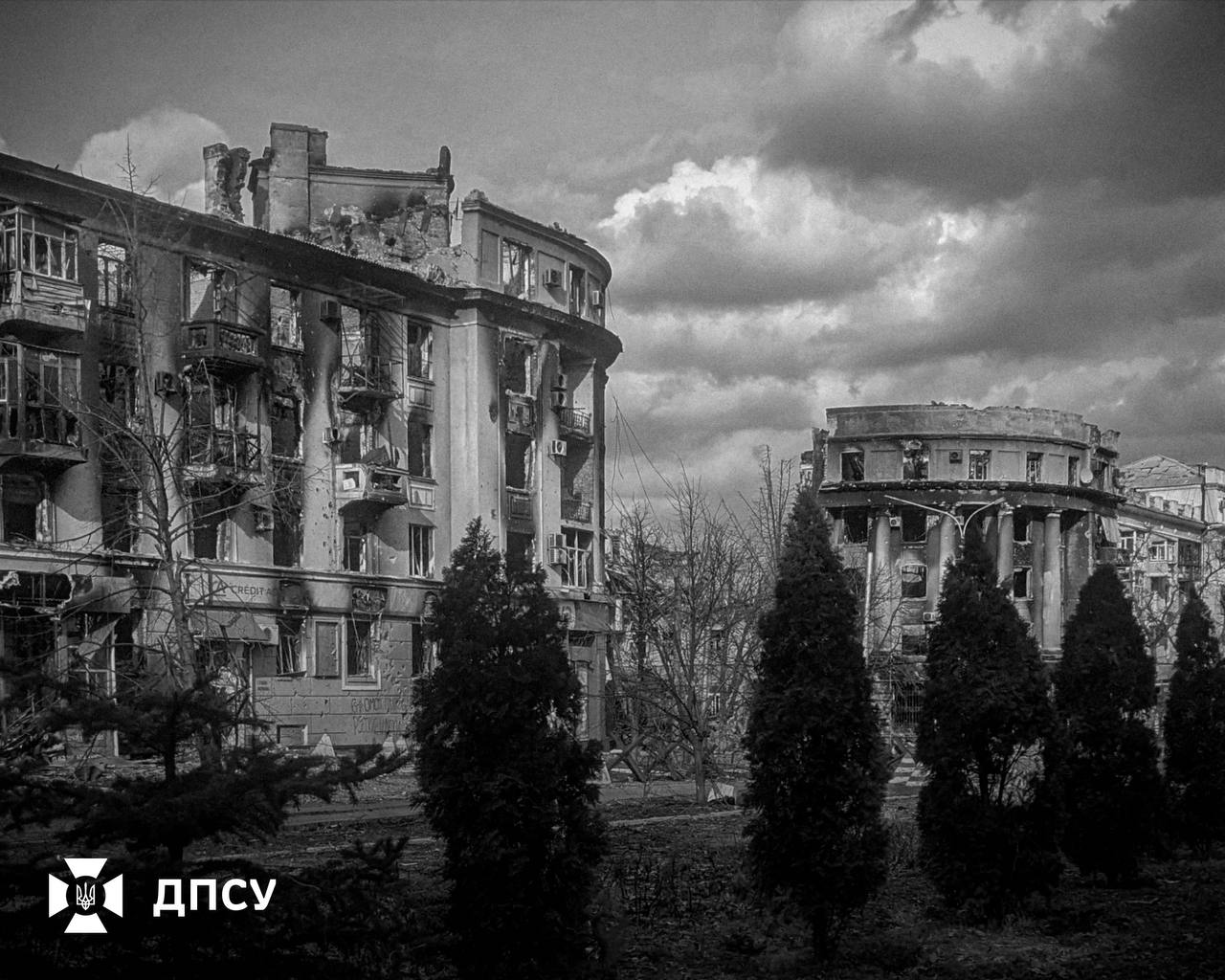 Бахмут: кадри крізь об’єктив прикордонника