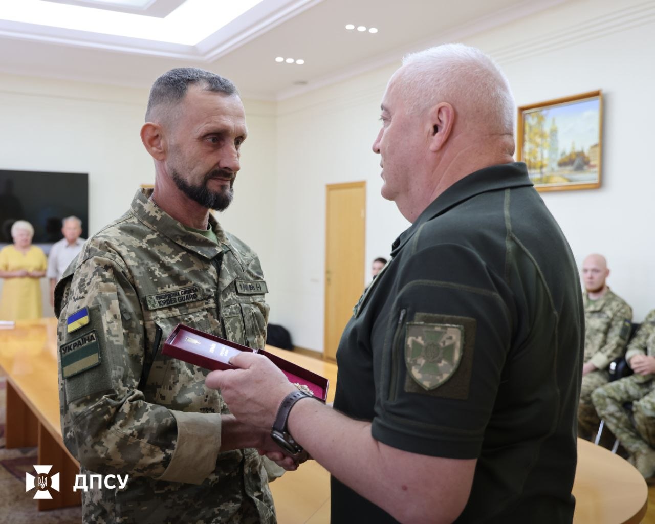 18 прикордонників та одна прикордонниця отримали нагороди