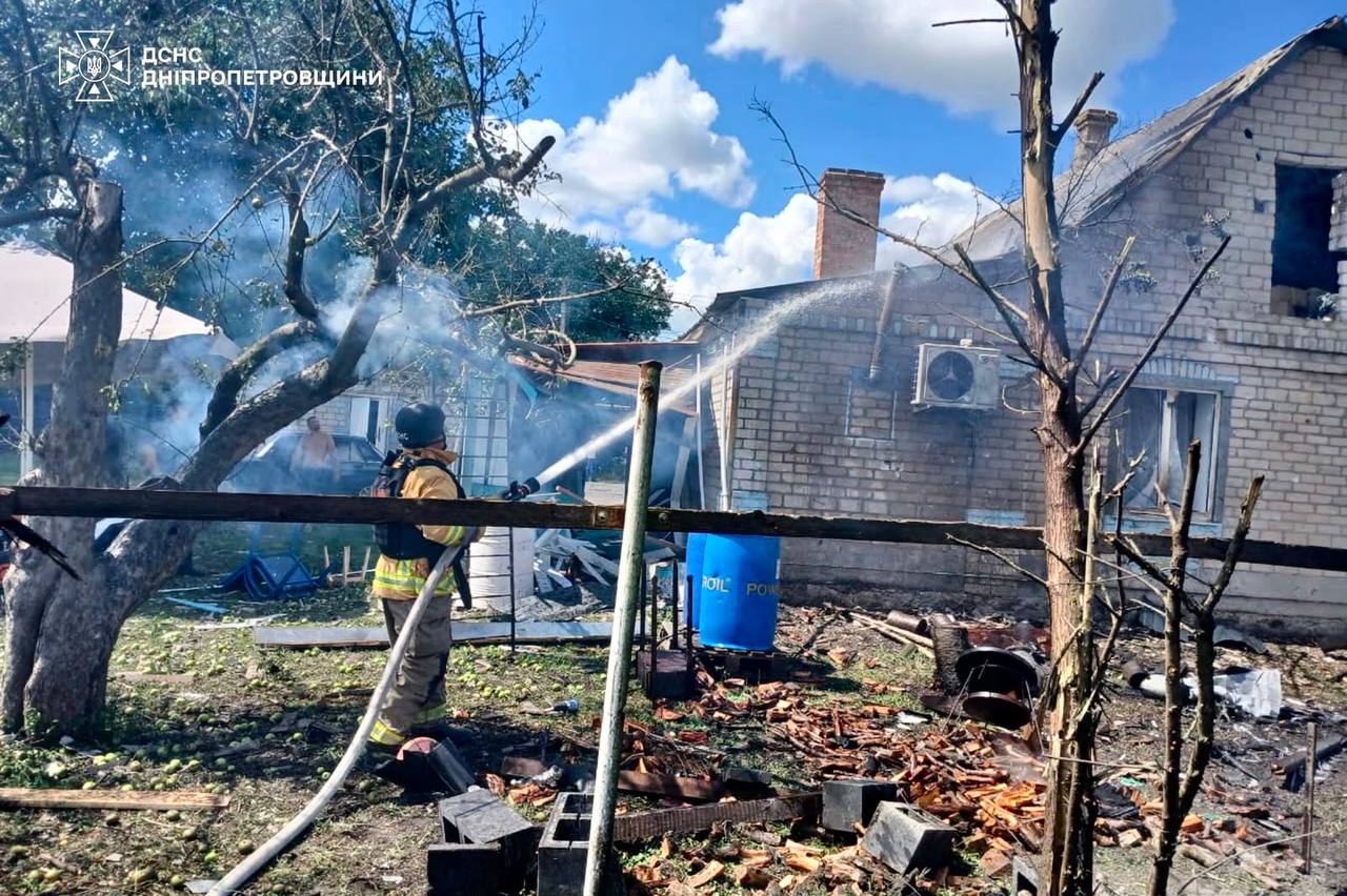 5 людей постраждали внаслідок обстрілів Дніпропетровщини