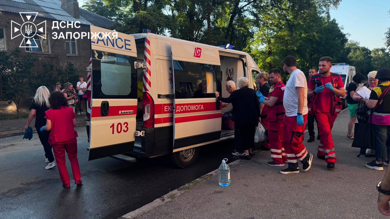 Запоріжжя: 23 людини травмовано через авіаудари