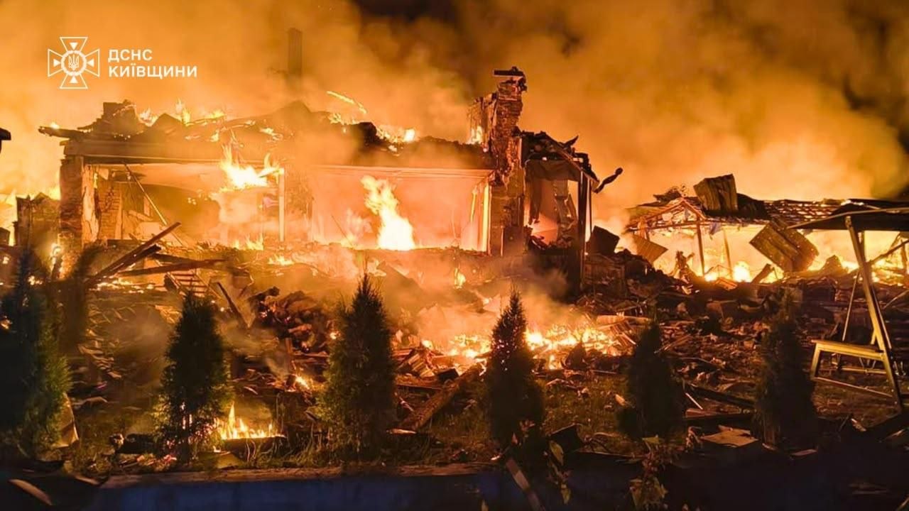 Атака росіян у Пухівці: троє загиблих, дитина