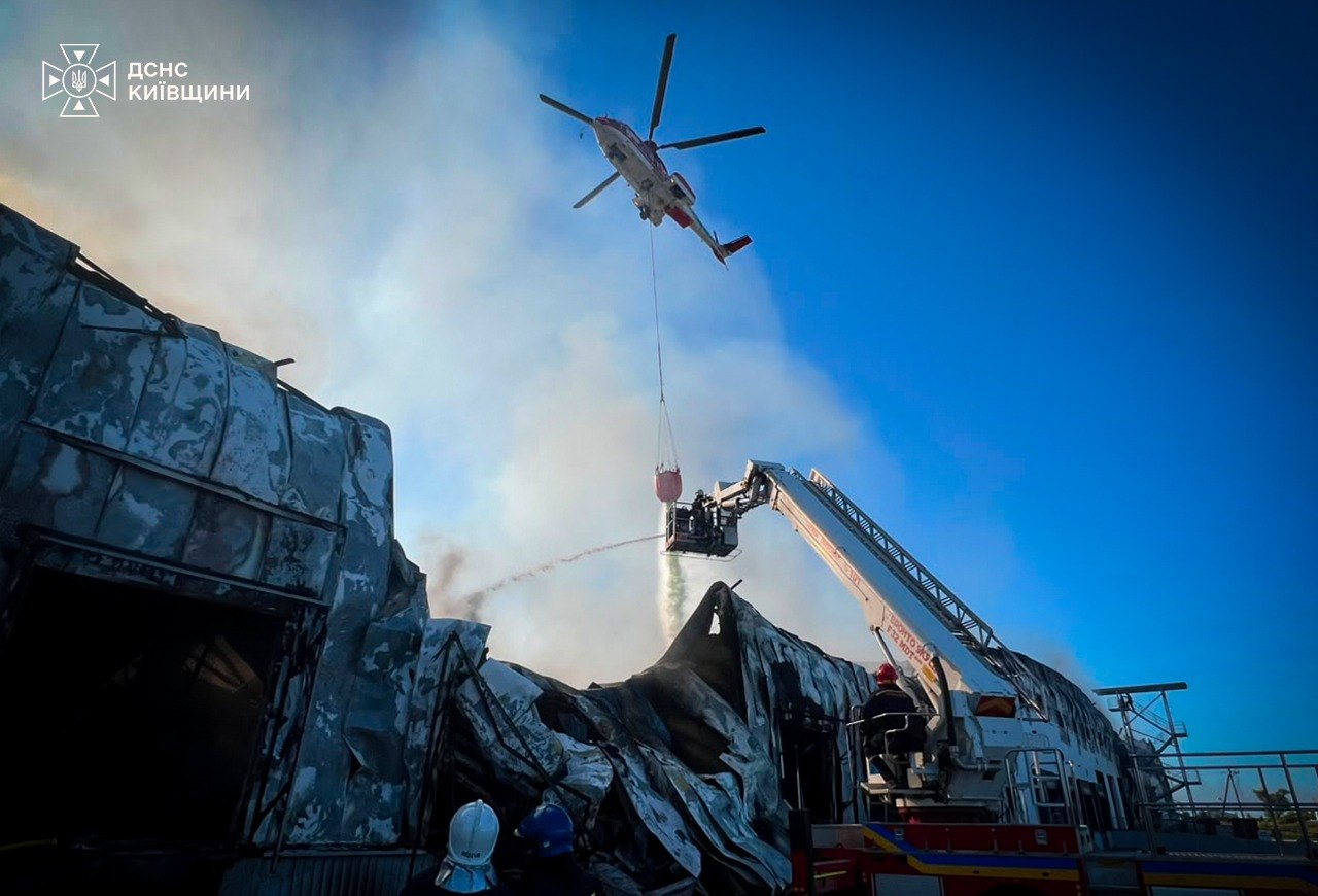Ліквідація наслідків російського удару по Києву