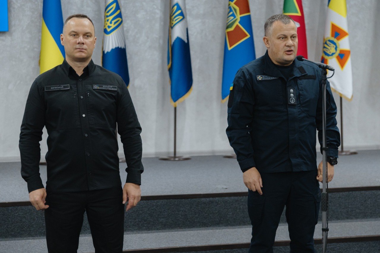 Міністр вручив державні нагороди рятувальникам ДСНС
