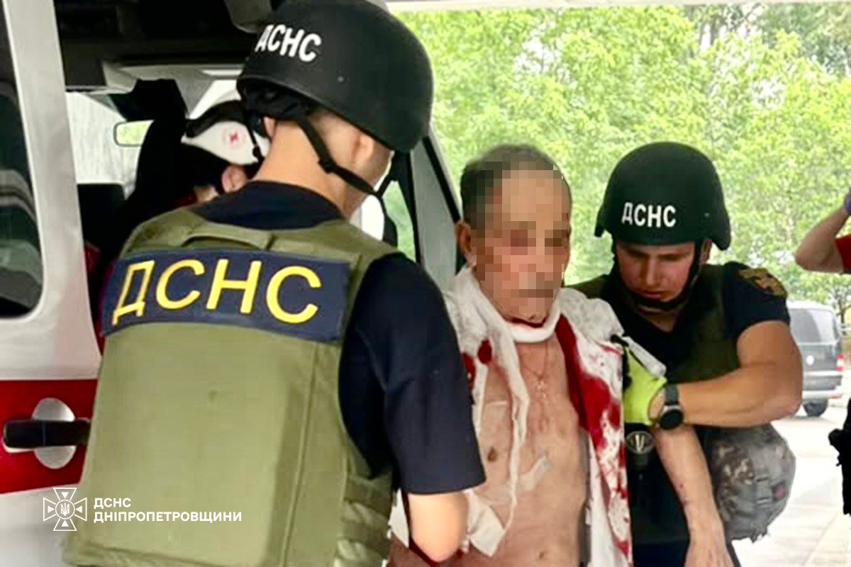 Дніпропетровщина: постраждали 8 людей від атак РФ