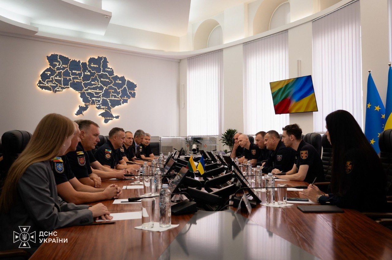 Робоча зустріч ДСНС України з Литовським департаментом