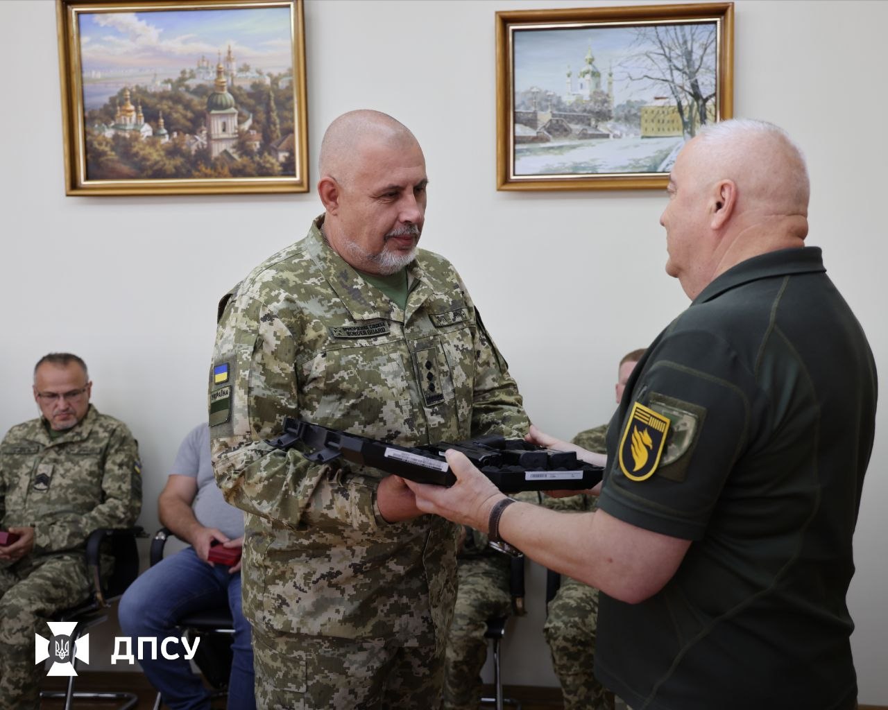 18 прикордонників відзначили державними нагородами