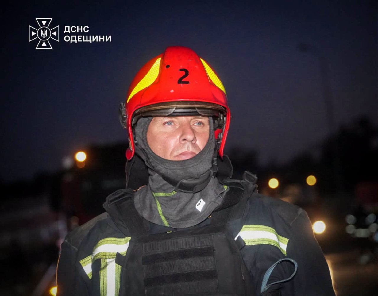 Рятувальники діють без пауз після ударів