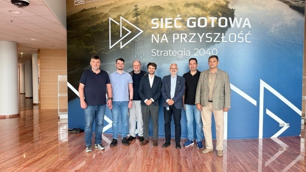 Укренерго обговорило управління з PSE