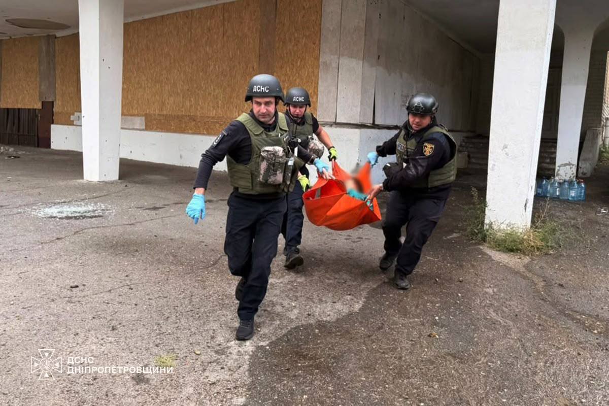 3 людей постраждали внаслідок атак РФ на Нікопольщині