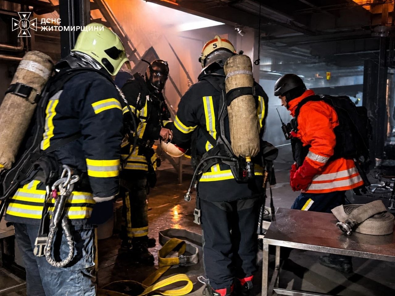 На Житомирщині ліквідували пожежу після обстрілу