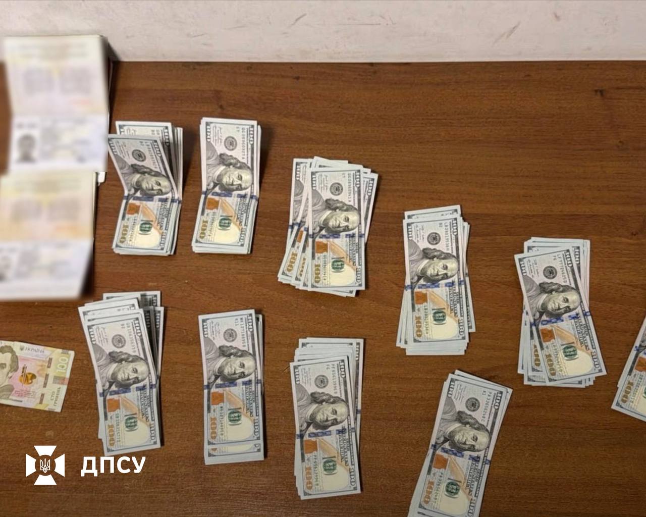У «Ягодині» затримали двох водіїв за підкуп