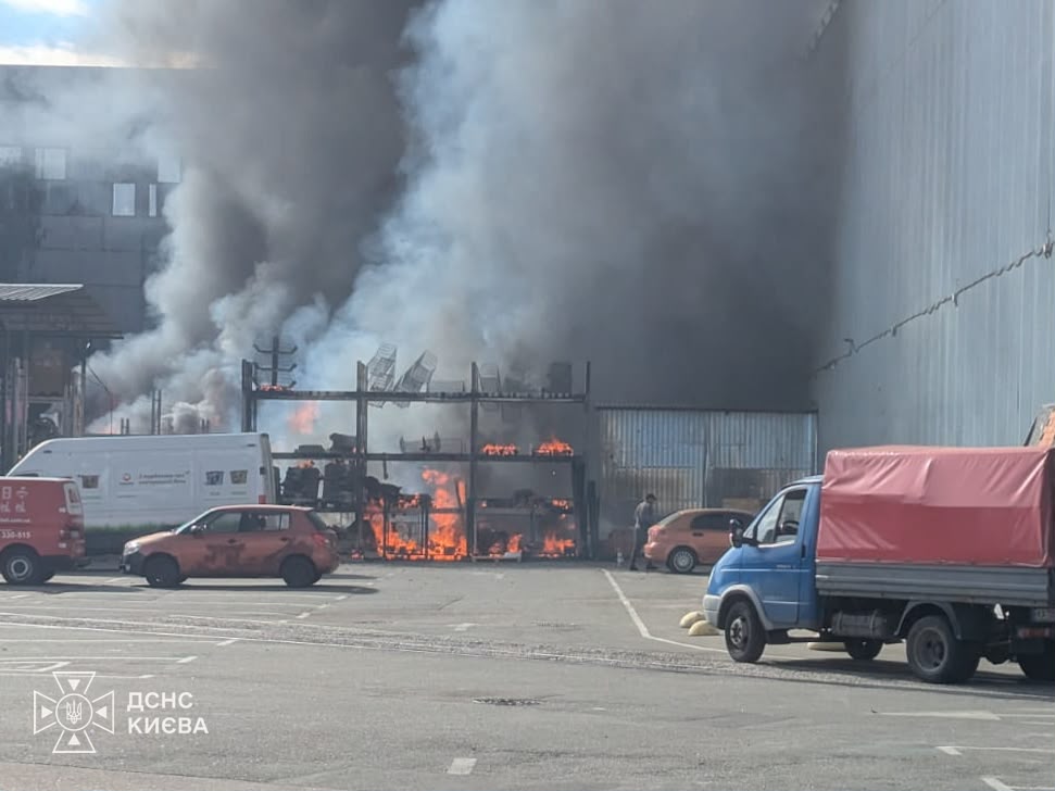 Київ: 2 загиблих і 3 постраждали