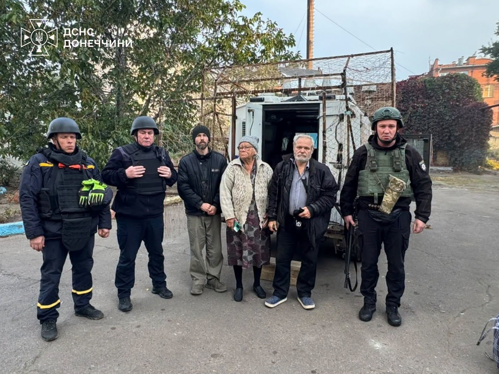 Рятувальники «Фенікса» допомогли виїхати 17 людям