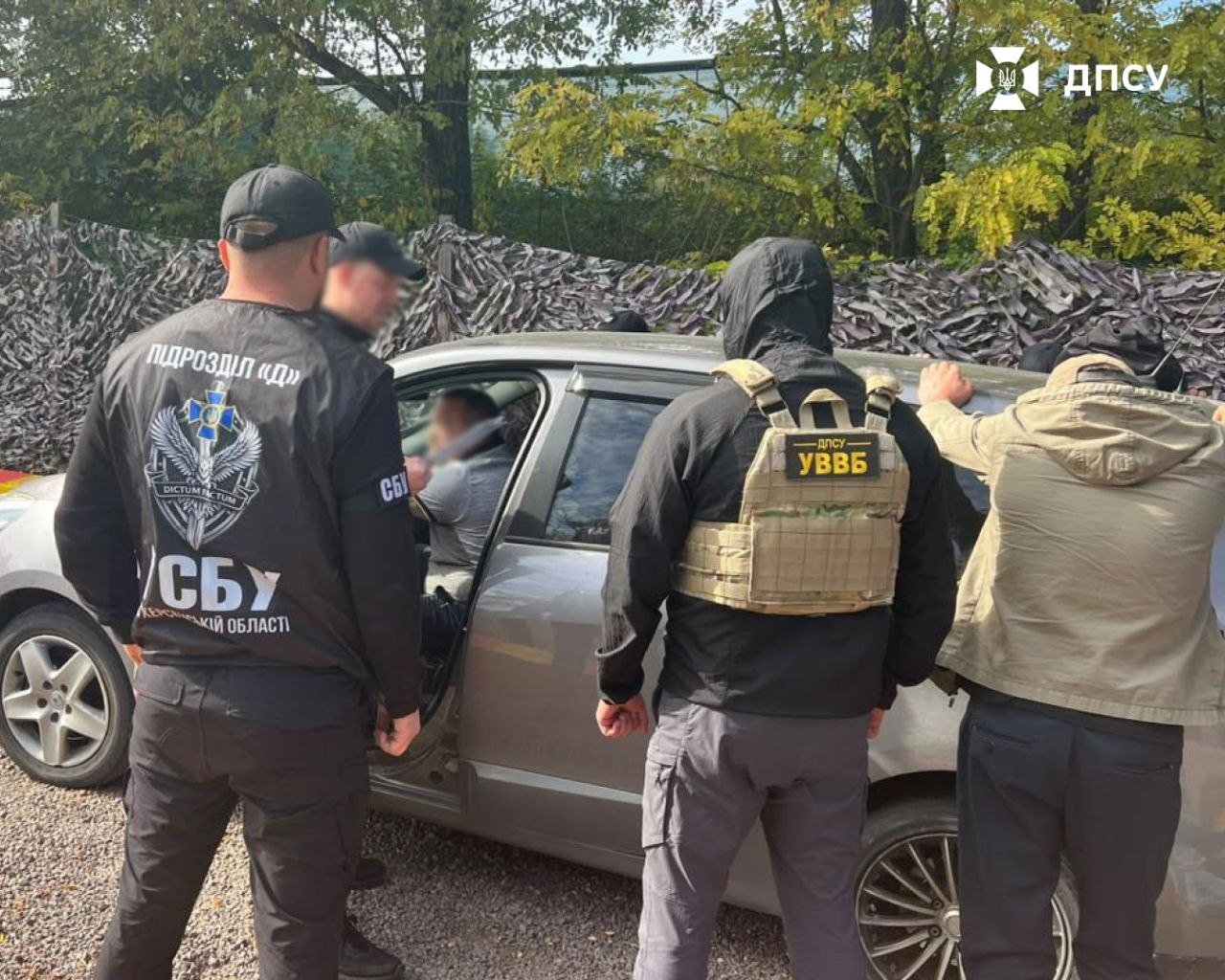 Затримали чоловіка на Херсонщині за вивіз втікачів